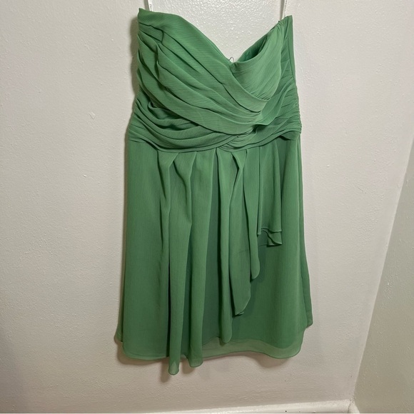 David’s Bridal Crinkle Chiffon Dress w/ Front Cascade Clover Green 10 - Picture 2 of 11